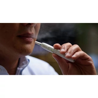 FDA: az IQOS dohányhevítő rendszer kevésbé ártalmas, mint a cigarettázás.